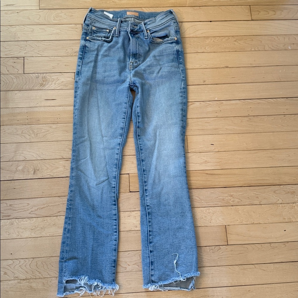 MOTHER the insider step fray 
Color- limited edition.